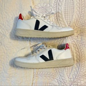 Veja leather V-10 sneakers in colorblock 39